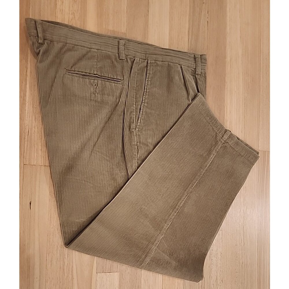 CLAIBORNE Mens 42 x 29 vintage casual pleated Corduroy Pants khaki brown cotton